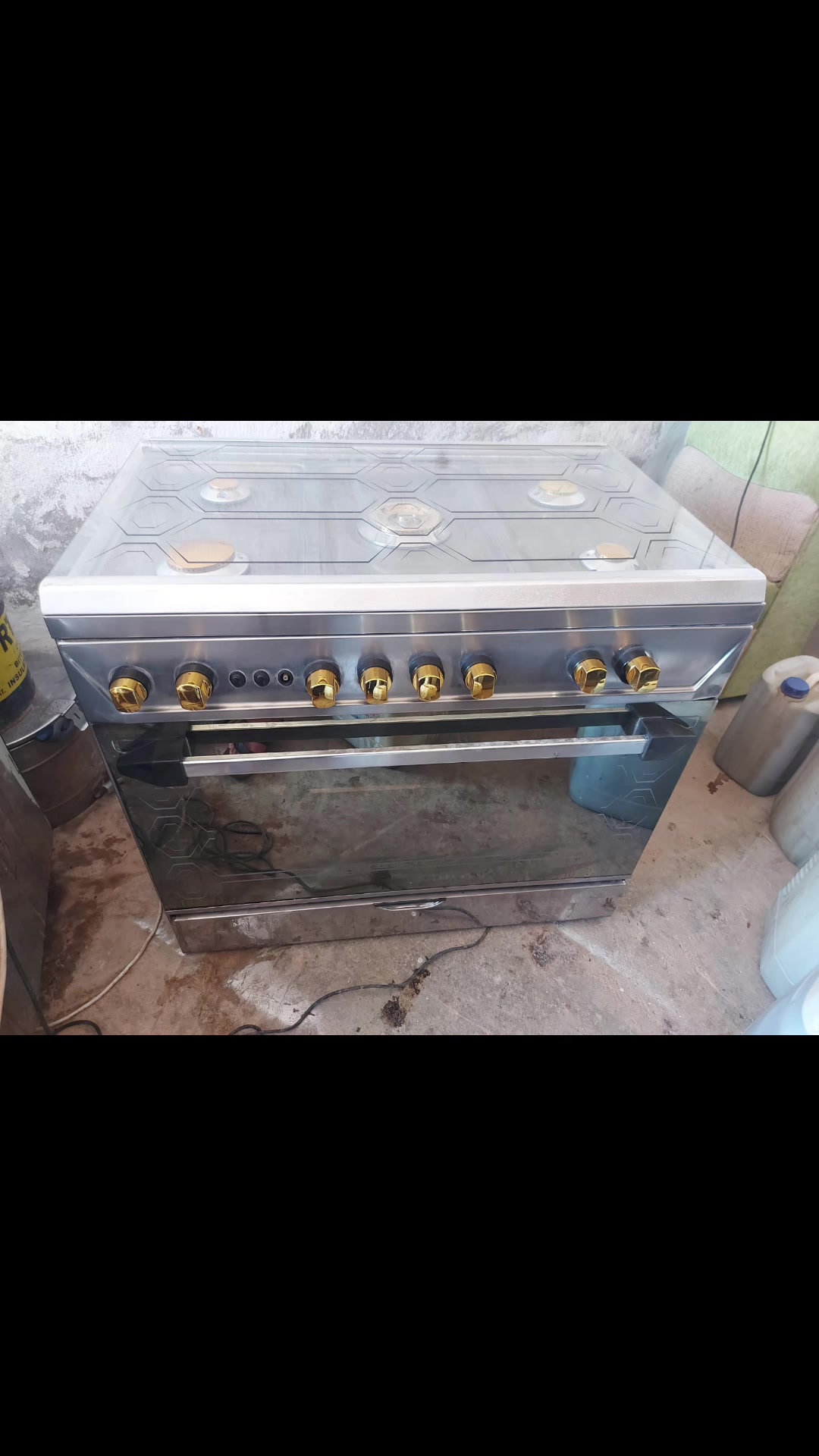 ورشة الحسنين لصيانة الطباخات 🛠️ بأحدث الطرق الحديثة تجدونها عندنا! 🛠️ 🌟 شعارنا: نحن لسنا الأفضل، ولكننا متميزون! 🌟 👷‍♂️ تصليح الطباخات المصرية والإيطالية، القديم والجديد. #دز_طباخك_قديم😳🙃 #تستلم_طباخك_جديد 🥰💞 #تنظيف_بوليش_تلميع_تجديد القديم والجديد 📍 طويريج، حي العسكري، شارع المصتوصف. لدينا جميع المواد الاحتياطية الأصلية. للاستفسار، راسل الصفحة أو الاتصال على الرقم: *********** بإدارة حسنين عادل.
