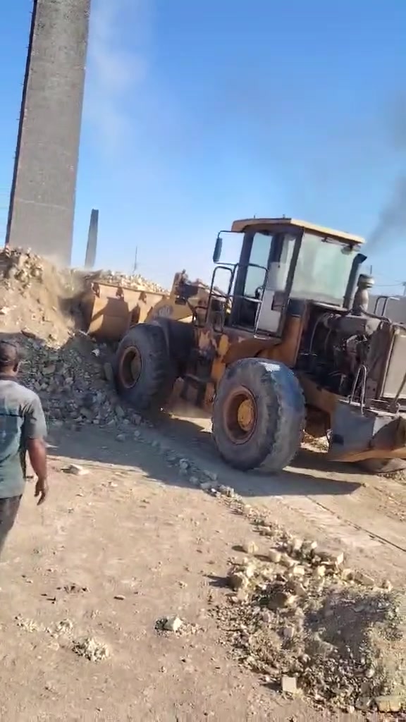 سلام عليكم  فيتر شفلات صيني تجفيت كير محرك اكسل جكات فجوج اطلع محافظات العنوان عزيزيه قرب مطعم عبدالله رقم ***********
