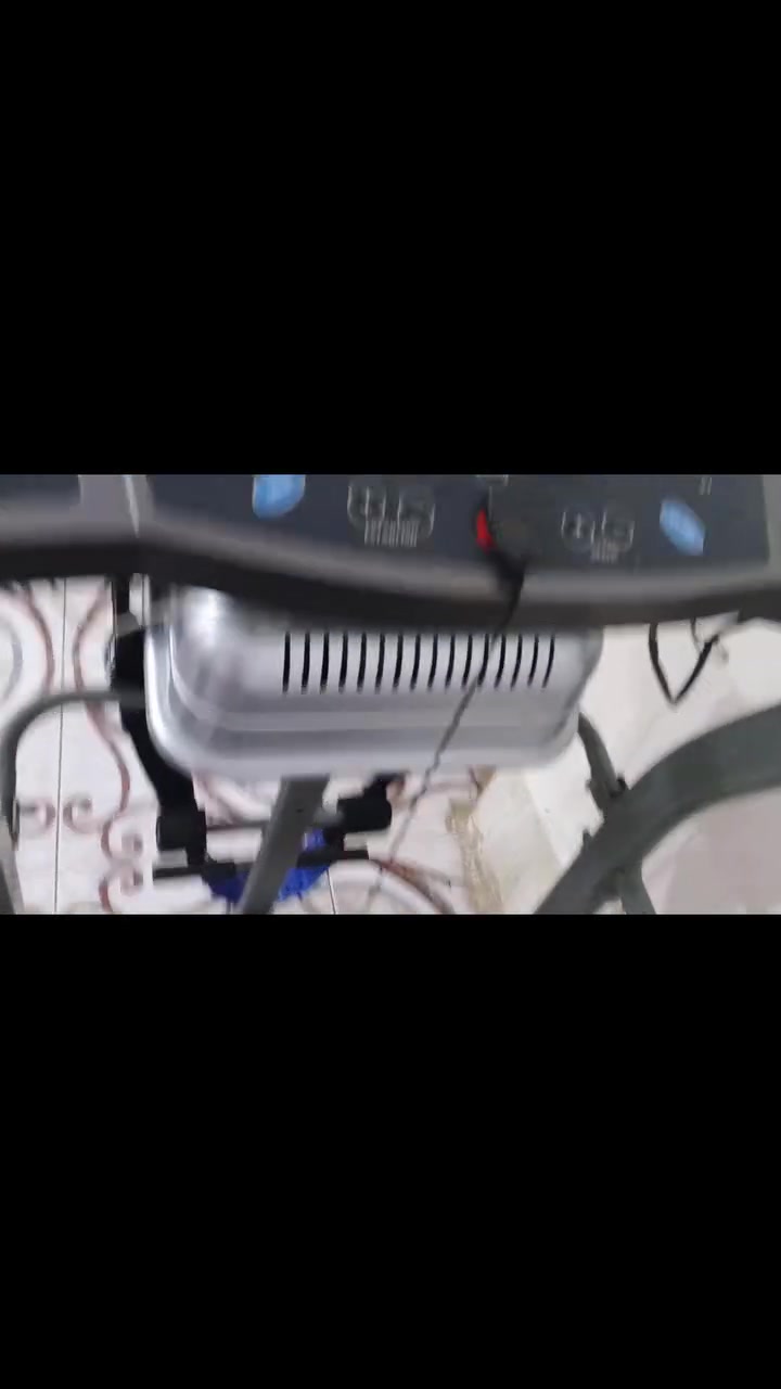 مرحبا جهاز جري جبلي ماطورين وياه ماطور مكسر الدهون نظيف جداً سعره 275 للاستفسار الاتصال ***********
