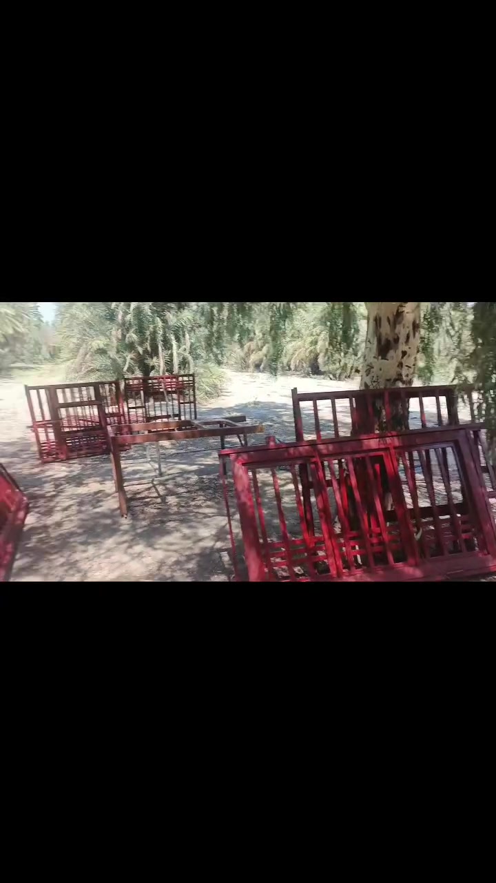 مصطفى الحداد عملنا ابواب شبابيك مسقفات گي سبان  كيربي كل مايخص الحداده ومن الله
التـوفيق❤️🤍اي ستفسار خاص او تصال  ***********
***********

