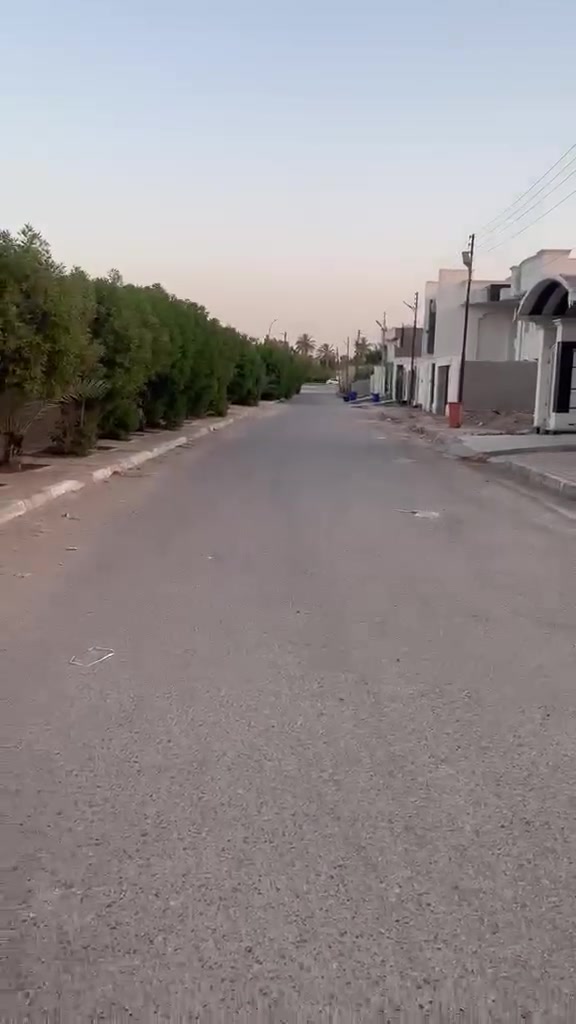 دار للبيع طابو زراعي تنازل مباشر موقع مميز جدا
الموقع الرمادي حي الميكانيك خلف ساحه الاحتفالات سابقا قرب جامع اليرموك 

المساحه 700 متر 
الوجه 25 متر
النزال 28 متر 

الدار يتكون من طابق واحد غرفتين نوم صاله استقبال وهول ومطبخ وحمامات داخل خارج كراج سياره وحديقة كبيره 
الشارع 10 متر 
البناء حجر 

الفديو موضح التفاصيل كامله 

السعر 275 مليون قابل للتفاوض 

للاستفسار والتواصل مكتب النبال للعقار الرمادي الصوفية خلف ساحه الاحتفالات سابقا بجانب الحديقه الاتصال 
***********
***********
متوفر واتساب
