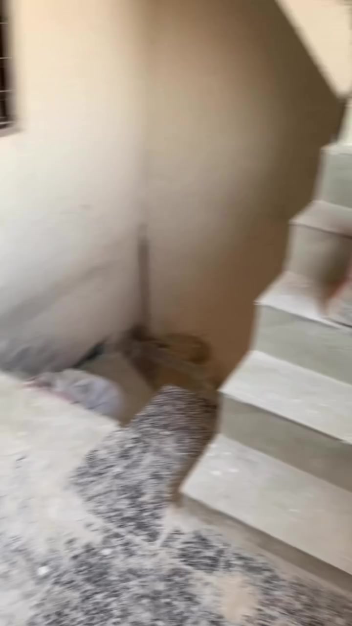 مشتمل طابق ثاني يجار عنون حي سلام قرب جامه الامام المهدي (ع) بيت جديد***********

