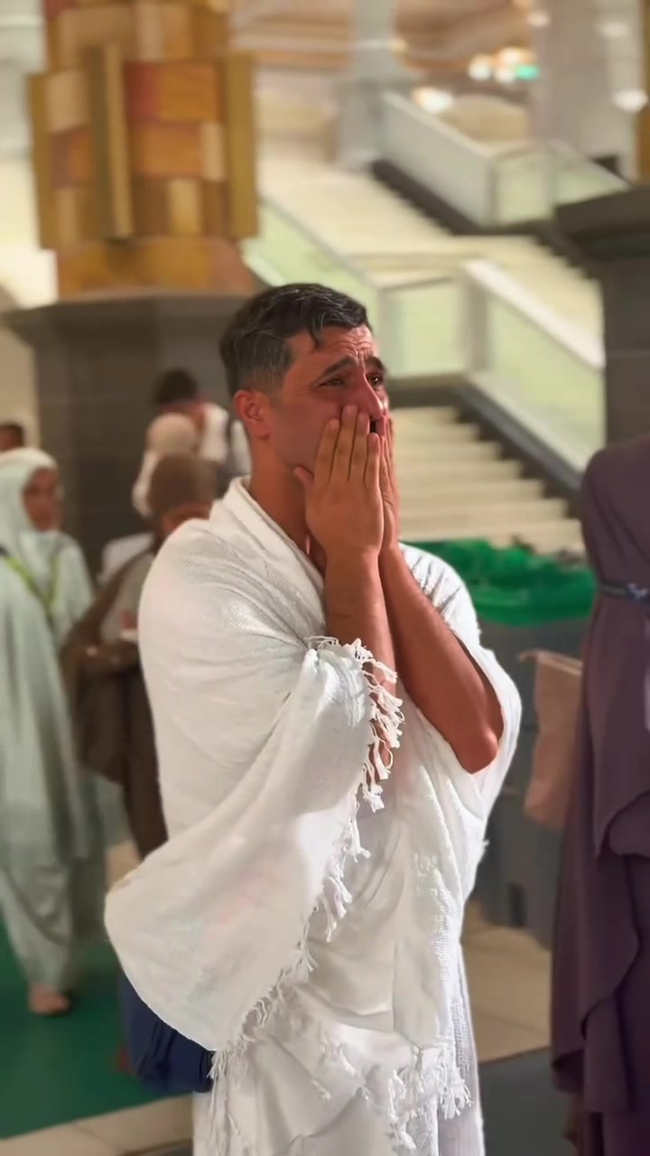 🕋✈️🚍﴿ وَأَتِمُّوا الْحَجَّ وَالْعُمْرَةَ لِلَّهِ ﴾بعدالتوكل على الله ونجاح حملاتنا الحمد لله  مستمرين بأستلام جوازات العمرة الطيران والبري  
المقاعد محدوده جدا 🕋 اتصل واحجز واتساب 
🚌🕋 خصم خاص للشركات والمتعهدين الحملات والمجاميع لاتغركم الأسعار الرخيصة على حساب راحتكم  فنادق شارع اجياد قريبة
 للحرم خلف برج الساعة🏙
- - - - - - - - - - - - - - -  - - 
✨ اشتاقت روحك لزيارة بيت الله ؟ بركة الحرمين للحج والعمرة سارعوا بتسليم الجوزات المقاعد محدودة الطيران والبري✈️ 🚍👍
خلّيها الفرصة اللي تغيّر قلبك وتقرّبك أكثر 🤍🕋✈️
📅 المغادرة:ربيع الأول 
 الرحلة القادمة : 9/9✈️🚍التسجيل مفتوح عمرتين ربيع الأول وربيع الاخر الطيران والبري مقاعد محدودة 
الرحلة الثانية: 19/9 كذلك التسجيل مفتوح من الان 
---------------------------
🕋 مدة الرحلة:  11يوم
💎 الباقات المتوفرة: ✈️🚌 
🔹 الطيران✈️ 750 $  دولار
      البري 🚌 535 $ 
مع وجبتين طعام بوفية في المدينة المنورة و 3 وجبات بوفية طعام في مكة المكرمة 
فنادق شارع اجياد قريبة للحرم
تصريف الدولار لشركة الصيرفة اختياري إضافة 200$تصريف للمسافرين طيران لجميع البرامج✈️ 🕋 او ما يعادل بالدينار العراقي حسب سعر السوق الدولار
••••••••••••••••••••••••••••••
 🌏 متوفر برنامج عمرة👍 للموظفين طيران {5ايام🕋 _7ايام }{11يوم_20يوم}✈️
5_7ايام ✈️650$
20يوم1075$دولار
وجبات الطعام بوفية فنادق شارع اجياد قريبة للحرم
 ---------------------------
🌏متوفر برنامج عمرة بري اقتصادي 425$ بدون طعام فنادق شارع اجياد🚍🕋 
----------------------------
متوفر  عمرةحجز فنادق✈️ 5نجوم مطلة للحرم مكة Vip ----------------------------
🌏فيزة سيارة خاصة مع سكن نسك فنادق مدينة مكة متوفر ----------------------------
🙏شعارنا خدمة ضيوف الرحمن شرف لنا بركة الحرمين بخدمتكم والله يحفظكم🕋👍 
 - - - - - - - - - - - - - - - - - 
برنامج بركة الحرمين ✈️🚎
🌏نقداً واقساط ماستر كارت الرافدين موظف و متقاعد وإضافة عمولة مصرف وتقسم 10اشهر ✈️🚎
🌏فيزة تذكرة الطيران
باصات النقل حديثة وسريعة
🌏نقل سيارة خاصة حديثة صغيرة سريعة مدينة مكة 3ساعات ونصف 20$🚐
🌏سفرة سياحية جدة أو الطائف اختيارية 🚍👍
🌍فنادق المدينة المنورة مركزية قريبة للمسجد النبوي 
🌏فنادق مكة المكرمة شارع اجياد قريبة للحرم فندق الزائر المتميز او منازل العين 
🌏مزارات المدينة المنورة ومكة المكرمة جميعاً 🕌
🌏زيارة الروضة الشريفة للنساء والرجال من قبلنا🕌 
🌏وجبات الطعام بوفية🍕 2مدينة 3مكةبوفيه أكل عراقي داخل الفندق
🌏هدايا مجانية حقائب كبيرة وصغيرة كتف احرام رجالي نسائي ربطات نساء باجات 👍 
🌏 إرشاد ديني للمذهبين
🌏 تقسيم الغرف رباعي اضافة فرق السعر ثلاثي ثنائي سنكل حسب الطب
🌏خدمة تحويل المبلغ ماستر وتحويل جوازات سكنر✈️🚎
جوازات صورة ومبلغ
🌏 عمرة بالانابة للمتوفي والمريض العاجز شهادة موثقة وتصوير فديو كافة المناسك للمذهبين 50$🕋🙏
---------------------------- _________________________
📝 للحجز🌏👍☎️ والاستفسـار :تفضلوا بزيارتنا في مقر الشركة بغداد السيدية الشارع التجاري مجاور مجمع كلشي وكلاشي اتصل واحجز واتساب بأدارة  حجي احمد ابو مصطفى  وحجي مصطفى وحجي محمد 
☎ ***********
 ☎ ***********
وكلائنا بغداد الرصافة
