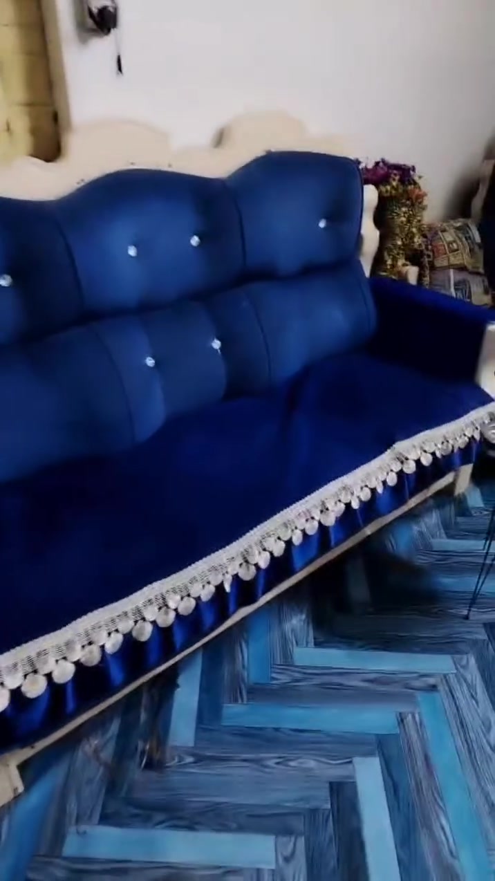 سلام عليكم تخم ملكي ثقيل نضافه ٩٠ بل ١٠٠ عنوان بغداد الشعله سعر ٣٠٠ بي مجال ***********
