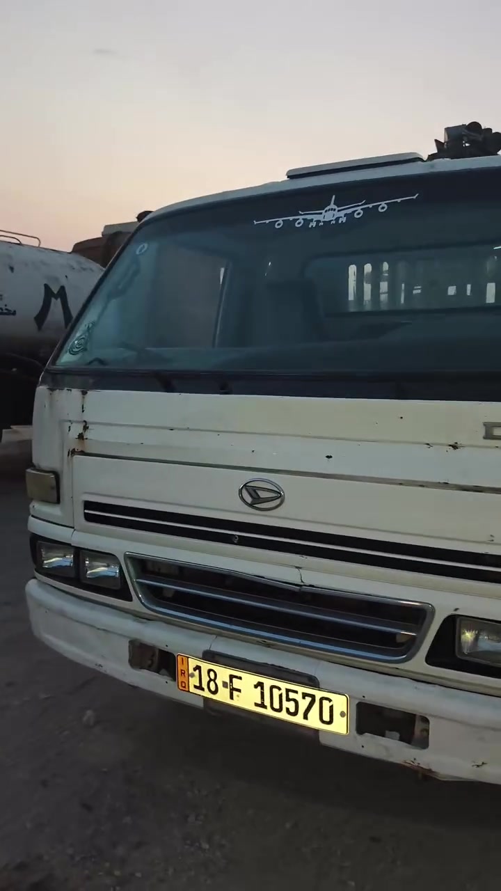 السلام عليكم قلاب للبيع سياره حلوه ونضيفه والشراي يخابر ويدلل رقم الإنكليزي بسمي السعر 120او بيها مجال البصره ام قصر ***********
