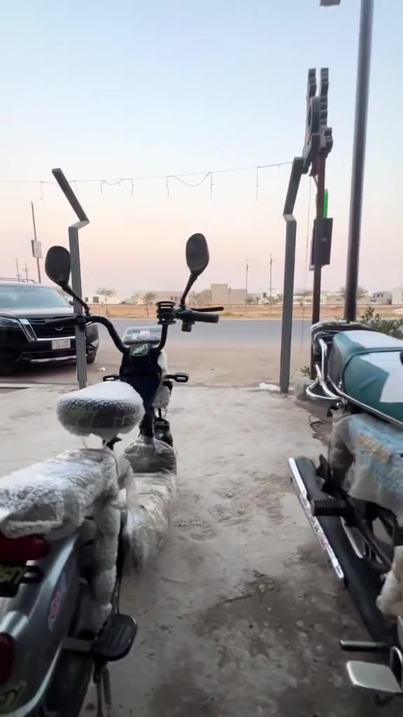 دراجه شحن للبيع اي عيب ما بي اب سعر كلش مناسب اب 200 ألف بس وبيها مجال للطيبين والرقم للستفسار ..***********
