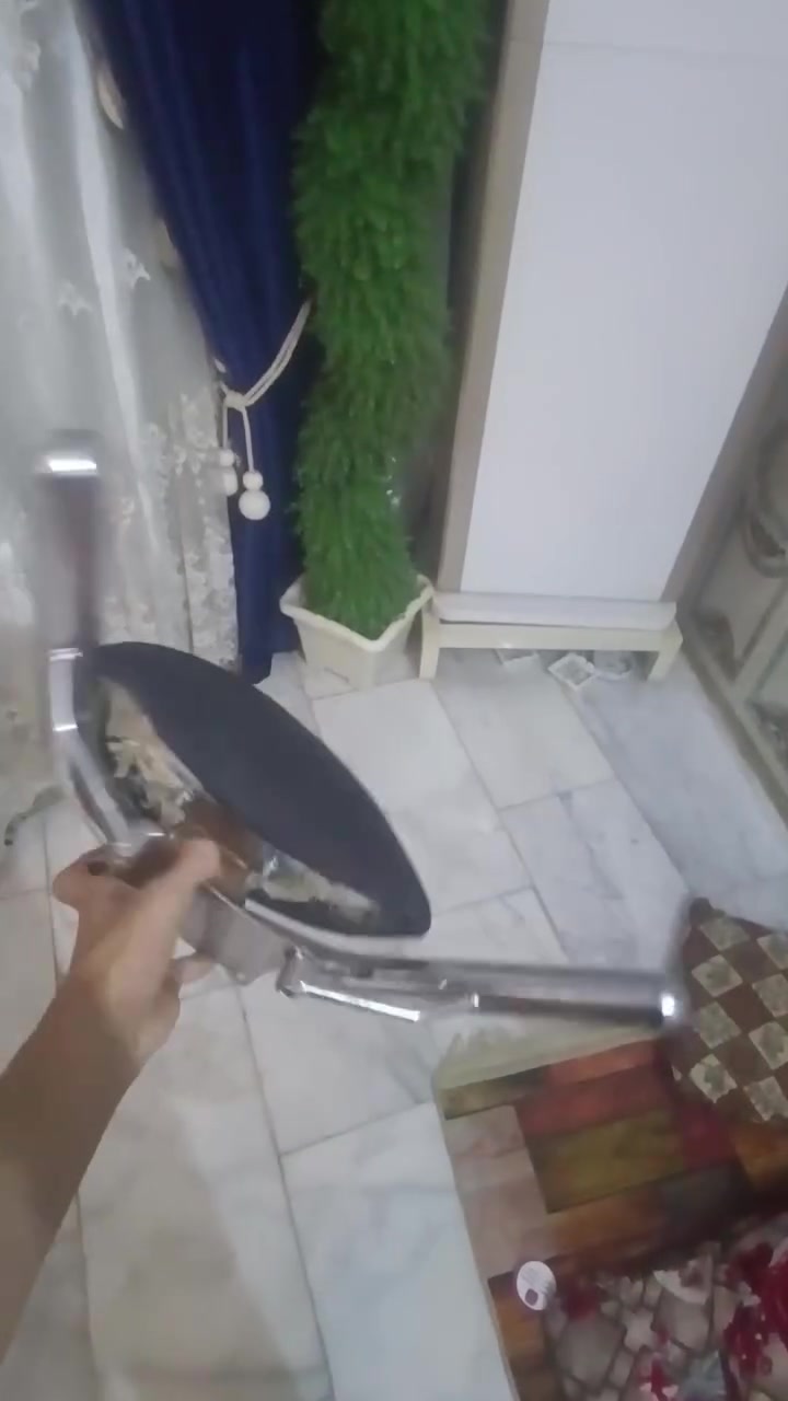 سلام عليكم تكيه الثقيل الاصلي للبيع سعرها 25 مكاني قلعة سكر ***********
