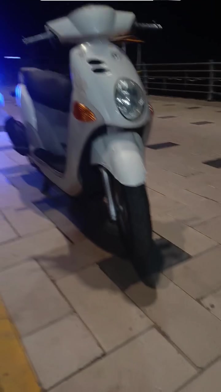 سلام عليكم شباب دراجه فله للبيع مكفوله كفاله عامه من كلشي مديل 11 قبل شهرين نازله رمبه سعرهه 900 وبيهاا مجال الشراي بي خير ويدلل ***********
