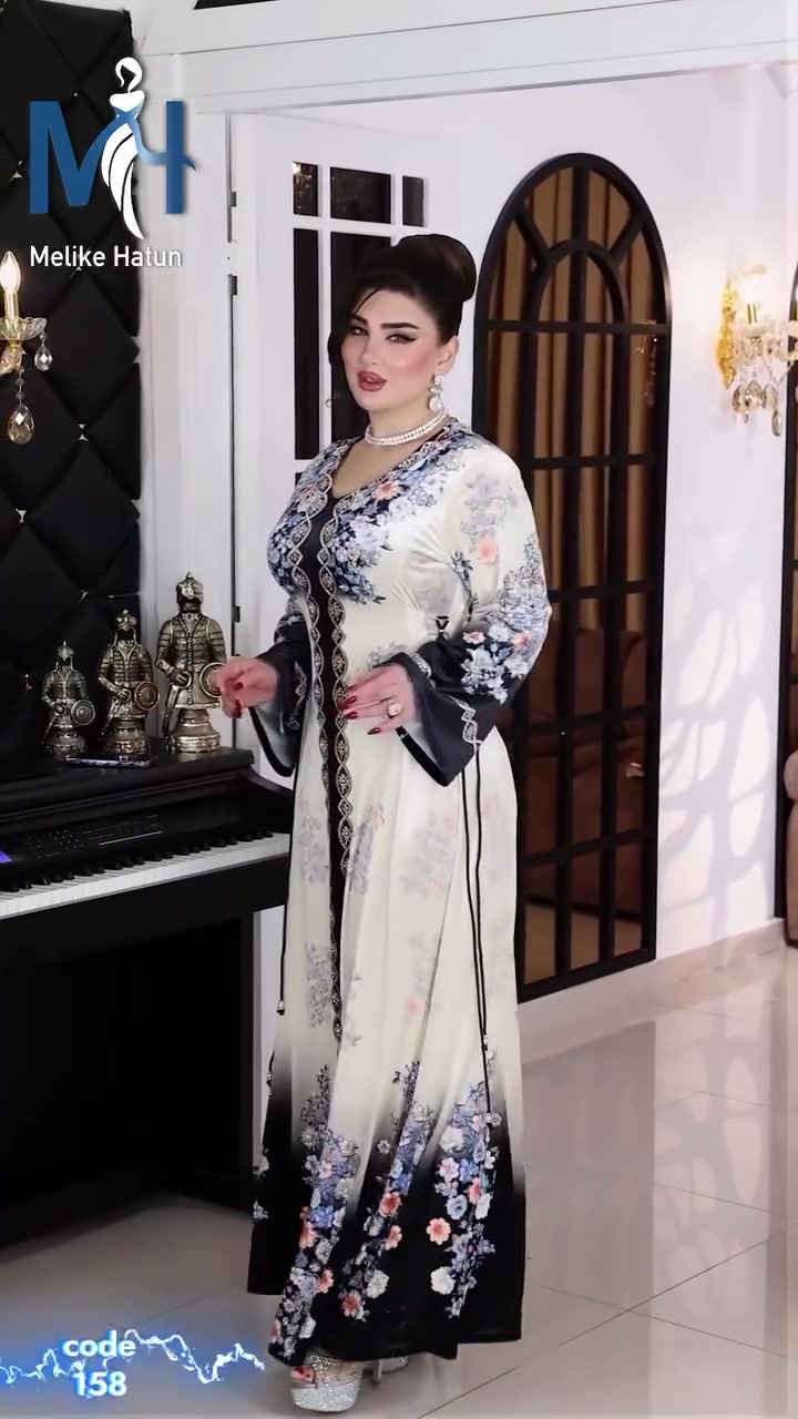 فستان • كود ١٥٨ • بغداد