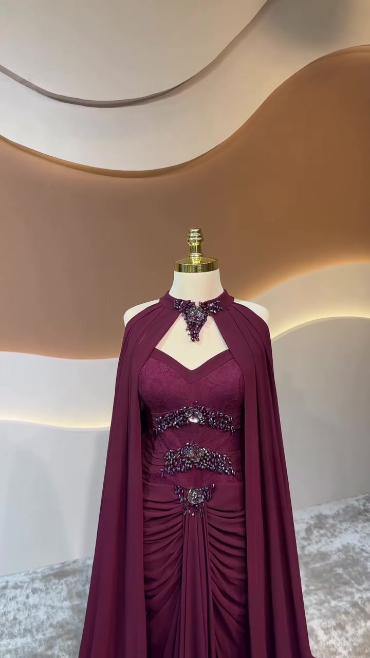 شنو اسم هاللون بنظركم؟ 👀🍷
جمال الملكي 🤍✨
نيو كولكشن داخل كوكون🔥
كلشي حلو ومختلف والنازك والفخم عنوانها كوكون 🥹
الذوقها صعب يسهل يمنه 🙋🏻‍♂️
درجة لون راقية، وتفاصيل تخطف العين ✨
