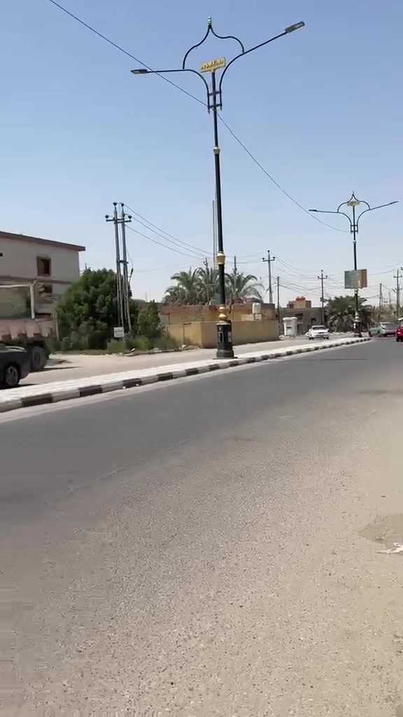 دار اللايجار موثث حي المتنزه على شارع العام تجاري مكانه مميز مقابيل مشاتل مساحة 140مً طابقين
باقي تفاصيل بل فيدو 

ايجاره مليون ونص قفل 

مكتب 💥الحسن 💥للعقار 
شارع الإمام علي (ع) 

ستفسار 📞***********
دار اللايجار موثث حي المتنزه على شارع العام تجاري مكانه مميز مقابيل مشاتل مساحة 140مً طابقين
