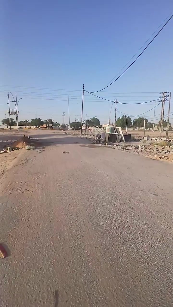 سلام عليكم دارين البيع مساحه 50 متر طابقين بناه درجه أوله بعده ما مسكون بي سند 25 مجمع لامصطفه السكني عله شارع اطويريج كربلاء قرب صيطرت البرهميه يتوفر كافت الخدمات ماه كهرباء مجاري تبليط يبعد عن امام 5 كيلوات بل سياره عشر دقايق  الاستفسار الرقم ***********  وتساب
