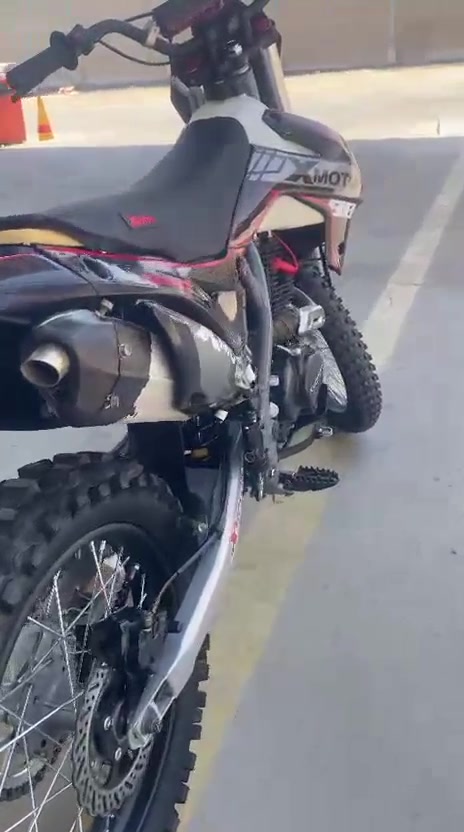 للبيع او مراوس بهارلي /الدراجة رقم +سنوية اربيل /موديل 2025 نقص زنجيل فقط 🏍️ الدراجة بحالة الشركة ***********