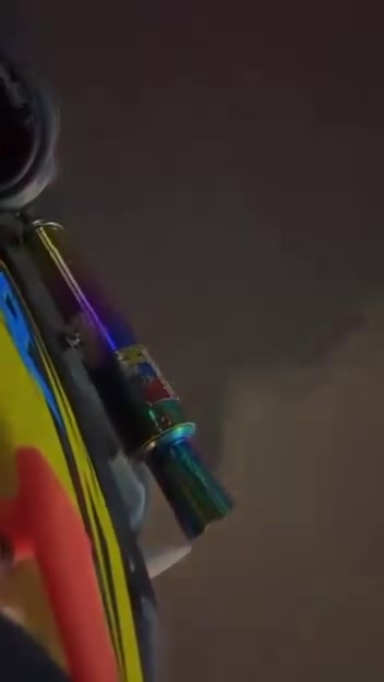 صالنصه • قابل للتفاوض • واتساب