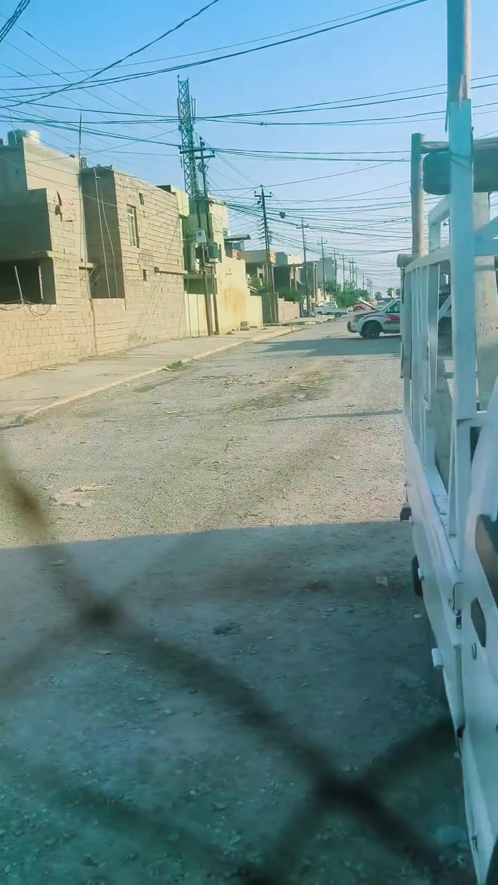 دار للبيع قرب جامعه كركوك ركن المساحه 120 مربع الشراي يتصل***********
