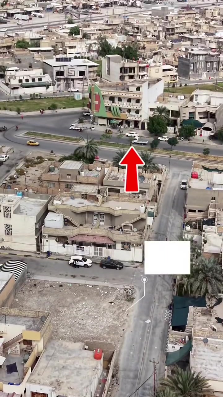 أرض • لا تفاصيل • موقع مجهول