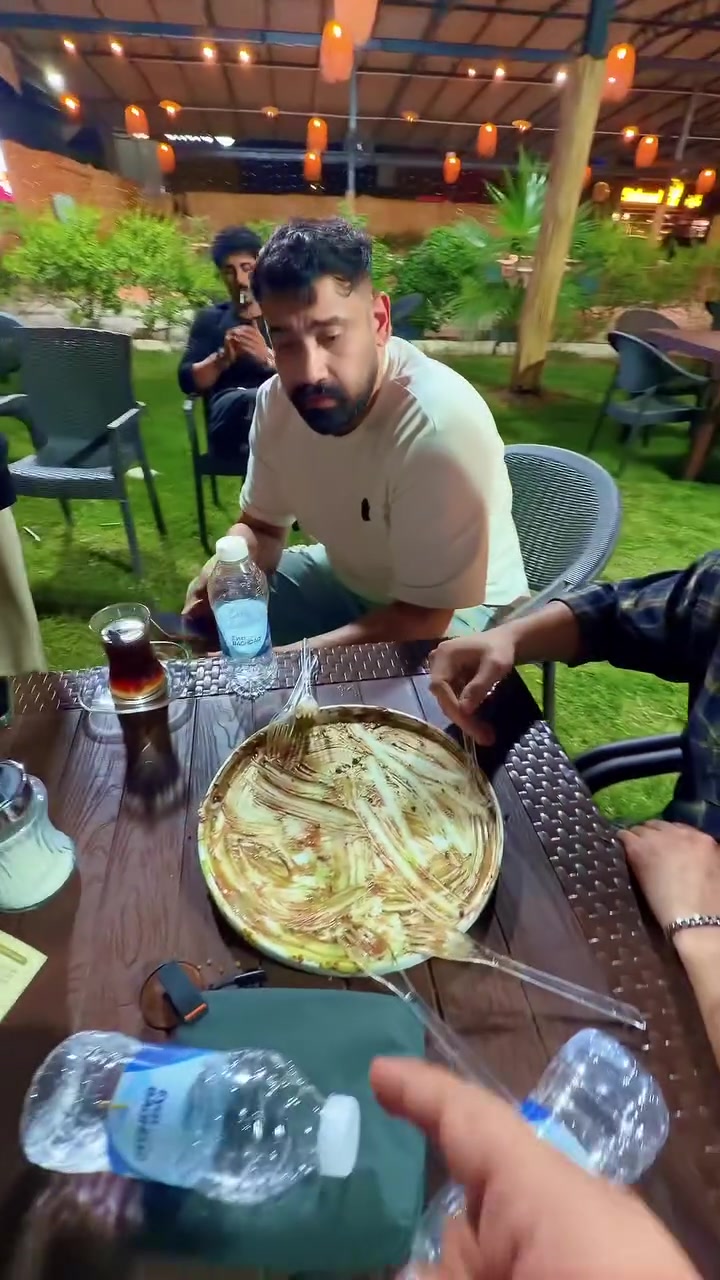 من هسه طلعتكم صارت أحلى مع العائلة 👨‍👩‍👧‍👦❤️
🌳 حديقة جديدة
🎠 وصالة ألعاب للأطفال
🍽️ وأكلنا اللي تحبوه بانتظاركم 😋🔥
خلي أطفالك يلعبون ويفرحون، وإنتَ استمتع بوقتك ويا العائلة ❤️
📍 مطعم وحدائق العائلة – فرع العامرية
📌 العامرية – شارع العمل الشعبي، قرب أفران ومخابز الملوية، قرب مول العامرية

✨ تعالوا جرّبوا الأجواء الجديدة… وننتظركم بأحلى وقت عائلي! 😍

📞 للحجز والاستفسار: ***********

#مطعم_العائلة #حدائق_العائلة #العامرية #صالة_ألعاب_أطفال #العائلة #بغداد
