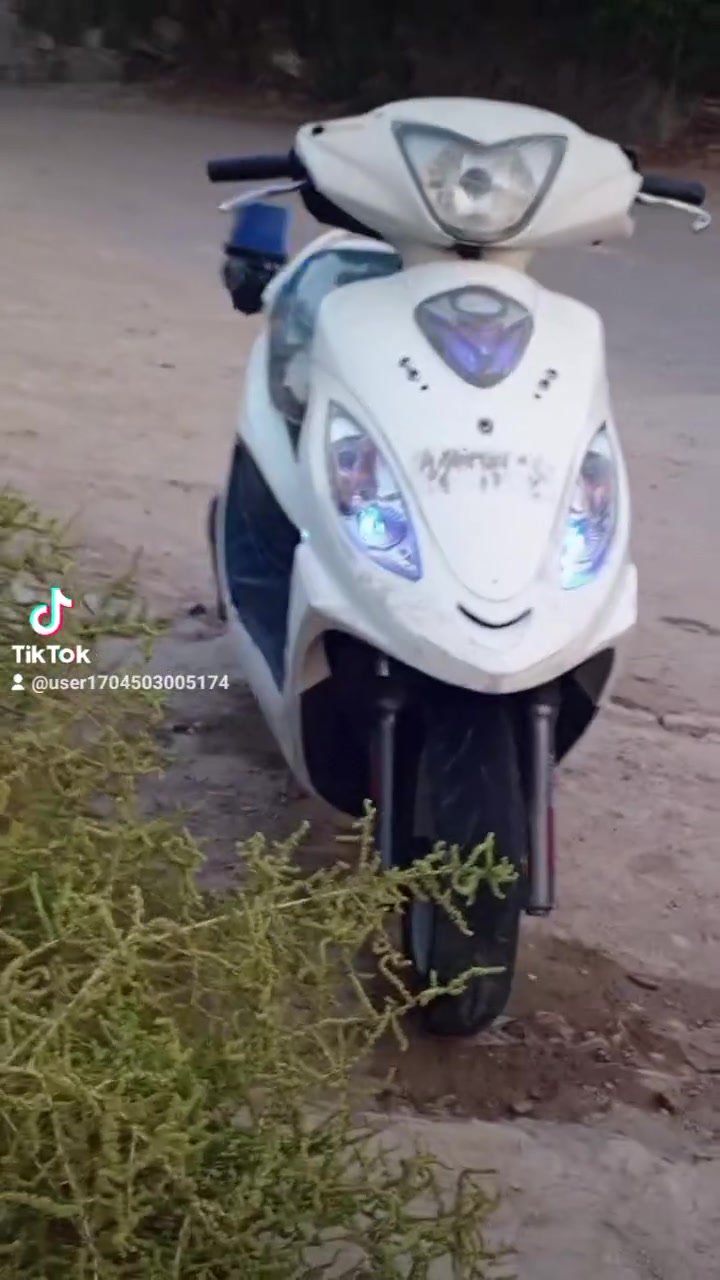 سلام عليكم دراجه كامكو في تو موديل 214

 بوليسي مكينه 150  جديده   مواصفات  فول دراجه نضيفه بمعنه الكلمه أحله من الصوره وتعال وشوف بعينك كلها شغاله السكن قلعه سكر  السعر 550 وبيها مجال اتصل ***********
