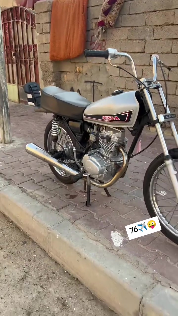 ادوات للبيع سعر 500وبي مجال
دراجه نام اصلي ماعايزه كامله معدل وشلعه وفصله مكان مجر كبير
اتصال ***********
