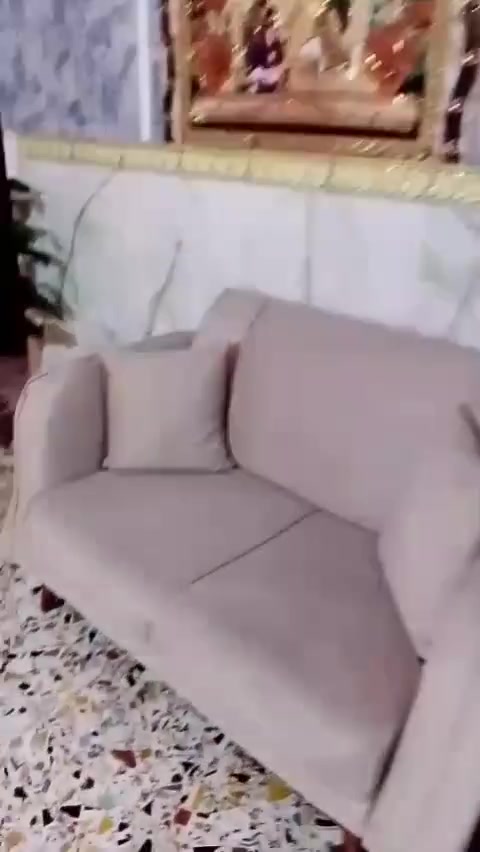 تخم 11 مقعد للبيع سعره 450 وبيه مجال 
العنوان : بغداد 
***********
