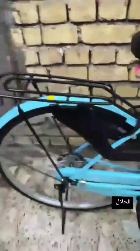 بايسكل بيدي
موديل 2021
نضافته فول 
للون سمائي 
قبل شهر ماخذه 
باسكل مختم 
السعر 140 وبي مجال 
العنوان بغداد يم اقواس بغداد 
الرقم *********** وبي واتساب
أو مراوس دراجه شحن أره تسعه واطي فرق 