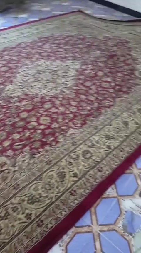 بغداد • سجادة • نظيفة