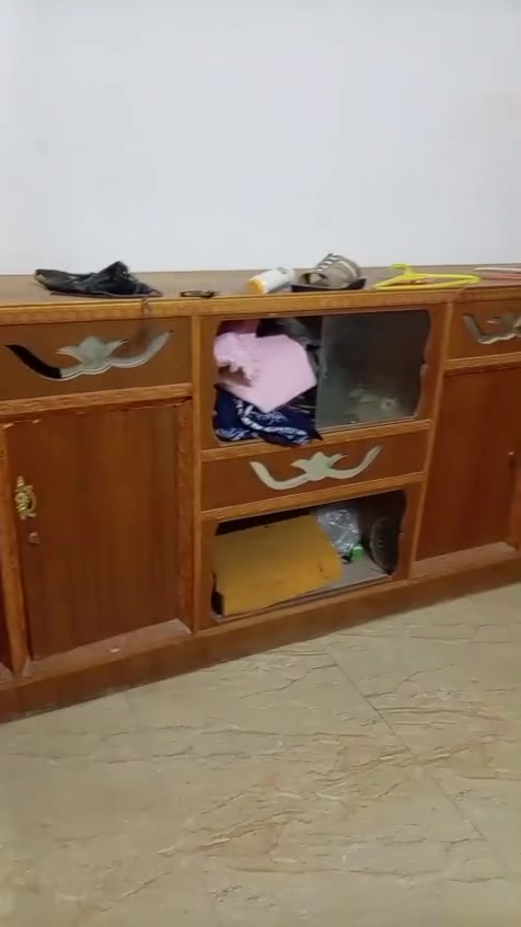 كنتورست ابوب صاج مستخدم نضيف وبوفيه صاااج نضيفه عنوان ابوغريب واحد اذار *********** وتساب
