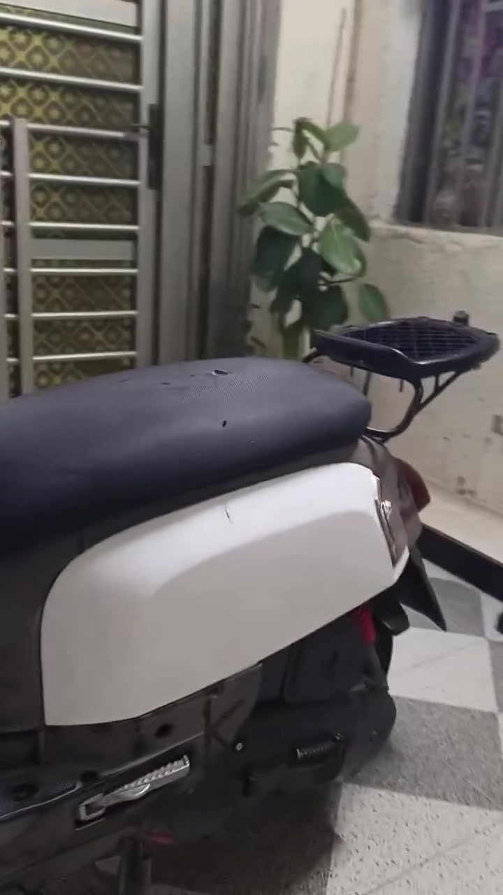 خيط بخار • نظيفه • مجال للشراي