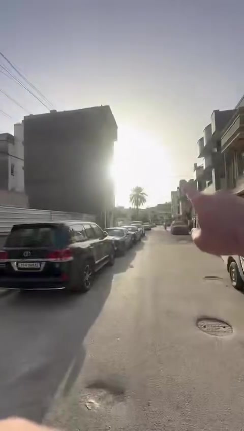 للبيع في الاعظميةللاستفسار صاحب الدار مباشر ***********
