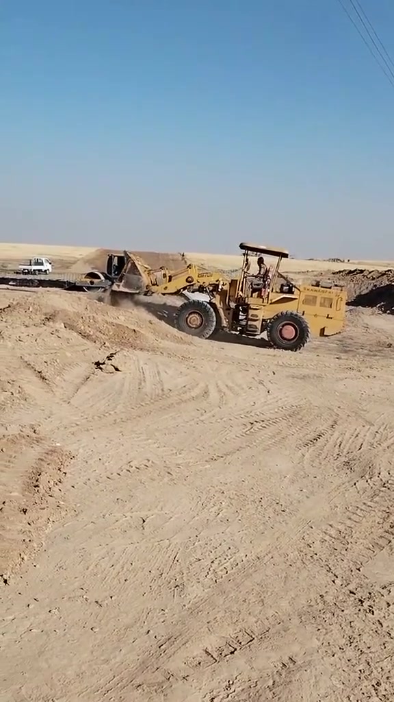 السلام عليكم
للبيع 
شفل كاوسكي 70 B   موديل 85  صبغ شركة محرك ابلادي ابريك 4 شغال مابي نقص شرط التحويل رقم كربلاء ***********

***********
