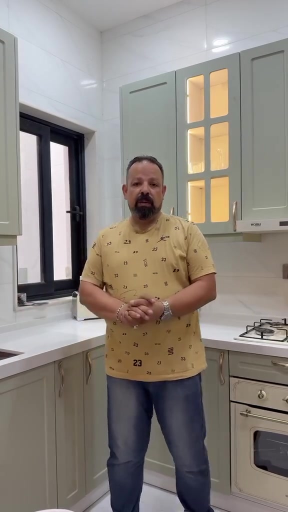 Family Kitchen | تفاصيل تصنع الفرق ✨

نصمّم مساحات تجمع بين الأناقة، الجودة والوظيفة، بتفاصيل مدروسة تعكس ذوقك وتمنح منزلك طابعاً استثنائياً.

📞 ***********
📞 ***********

📍 بغداد – حي العدل – شارع الربيع

Family Kitchen — نصمّم المساحة التي تعبّر عنك.
