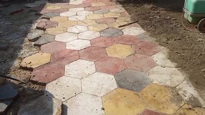 سلام عليكم
شتايكر سداسي للبيع نضيف جدا مثل ما واضح بالصورة 
معمل عدي درجة أولى 
اقل من خمسين متر 
للإستفسار 
***********
