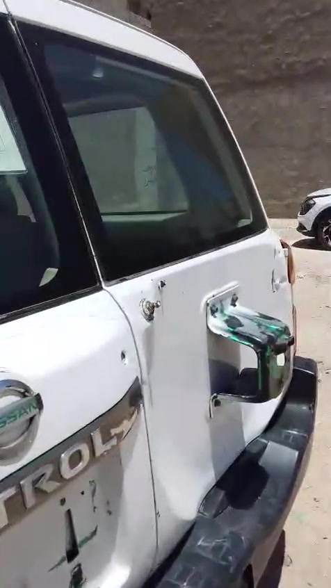 نيسان باترول (سفاري) - مال مزاد للبيع 🚗
​الوضع القانوني: السيارة مزاد وتترقم بغداد (أوراقها كاملة وجاهزة للترقيم).فقط تدفع كمرك وترقم
​الحالة: حسب الصور والفيديو المرفقة (تكدر تشوف نظافة البدي والسيارة واقفة وجاهزة).
​المكان: كربلاء المقدسة .
​المواصفات الثانية: [محرك فتك 4800 أوتوماتيك]
​الطلب (السعر): علق ويصلك السعر (وقابل للتفاوض البسيط للشراي ).
​📞 للتواصل والاستفسار: [*********** ] أو تواصل خاص.
