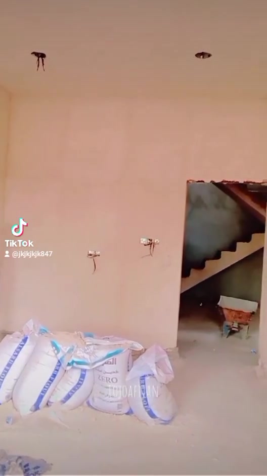 لباخ متفرغ حايلا شغل درجة اولى استلام مهندس 
جص وبورك ب6 بوب وشبابيج تخريج 
اسمنت خشن وناعم ب3مع التخريج 
مكاني ديالى 
اي استفسار الخاص مفتوح 
***********
