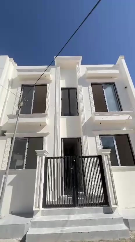 🏠 دارللبيع طابو صرف ملكي للبيع — صفر ما مسكون
📐 المساحة: 65 متر فقط

*********** واتساب ***********

🏢 طابقين، بناء مربع واستغلال ممتاز للمساحة
🔹 الطابق الأرضي: غرفة نوم + استقبال + مطبخ
🔹 الطابق الثاني: غرفتا نوم + صحيات
✨ تشطيب حديث وعصري
❄️ نظام دكتات + تبريد مركزي
🚪 أبواب وشبابيك تركي
🧱 أرضيات بورسلين
🏡 نظام سكني عصري ومميز
📍 الموقع: كركوك – حي الواسطي – المربع الذهبي
💰 السعر: 120 مليون
🤝 بي مجال
📞 للاستفسار والمراجعة:
مكتب الحضارة للعقارات والمقاولات
📍 كركوك – حي الواسطي – مقابل النجدة – عمارة الخيمة
👤 بإدارة زياد نجم
⭐ مكتب الحضارة… ثقة وأمان في كل معاملة
