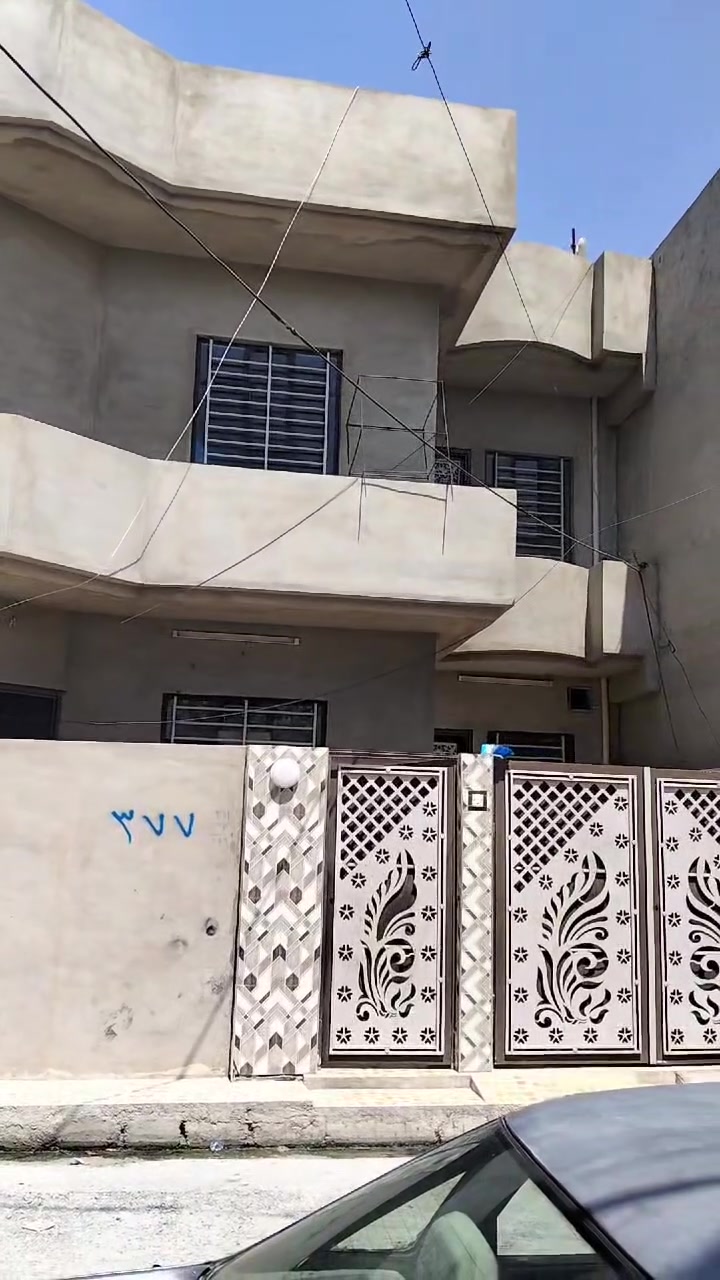 //عروض مكتب صبحي البدراني للعقارات//#دارللبيع//

//موقع هرمات الاولى//قرب شارع ربيعه//وقرب جامع احمد ياسين//

//مساحه 100متر مربع 10في 10//بناء حديث طابقين//

//غرف نوم عدد 4 استقبال مطبخ هول صحيات مشتملات فوق جوه//

//سعر 87مليون وبي مجال//صنف العقار سند ملك طابو الأيمن//

//الاستفسار اكثر الاتصال على الرقم التالي//

***********
***********

