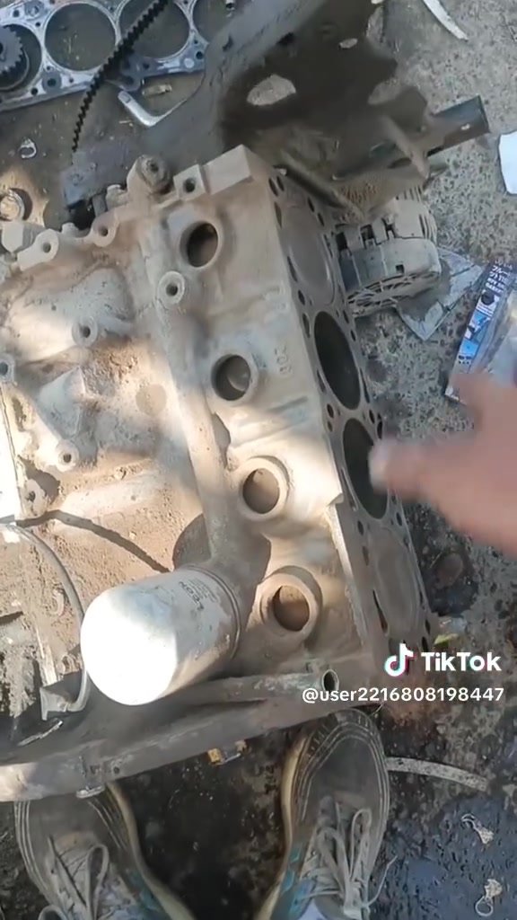 فيتر اختصاص شوفر الأمريكي جميع اعطال السيارات 🪛🔧🔩🚗 بأدارة حسين ابو علي الفيتر/موقع بغداد قرب فلكة صباح الخياط والي يحب يتواصل اهلا وسهلا الرقم *********** 👍🏻
