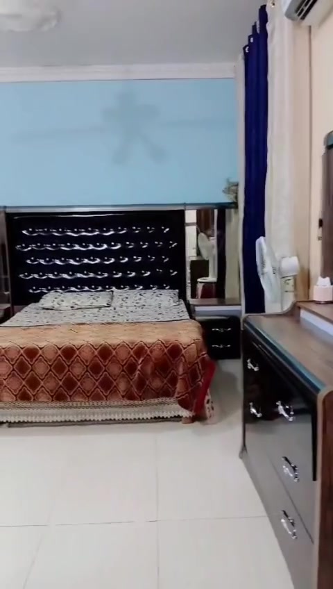 غرفه نوم تركيه درجه اوله للبيع مكان نجف قرية الغدير ستعمال قليل السعر ٥٥٠ الف للستفسار اكثر على الرقم ***********
