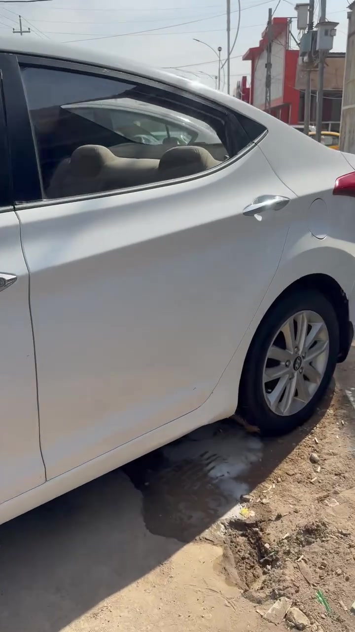 السياره النترا 2016خليجي  مكفوله من التبديل والضربه القويه بيها مصلح شبر الجاملغ مال السياق والدوس مصلحات وجوه قبق البانزين شبر مصلح مكينتها 1800 مفتوحه لاتنقيص ولا تبخير حداديه وكير مكفولات وسياره نضيفه لآخر درجه السياره بسمي وتحويل يمته ما يريد السعر 115وبيها مجال المكان ناصريه مركز 
رقمي ***********
