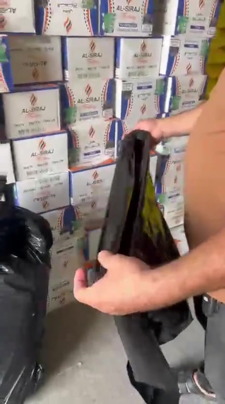 يتوفر أكياس نفايات أصلي درجه اولى
قياس 80*110 الكارتون يحتوي على 20رول كل رول 10سحبات اسعار مناسبه لأصحاب الجمله للحجز اتصل على ***********
