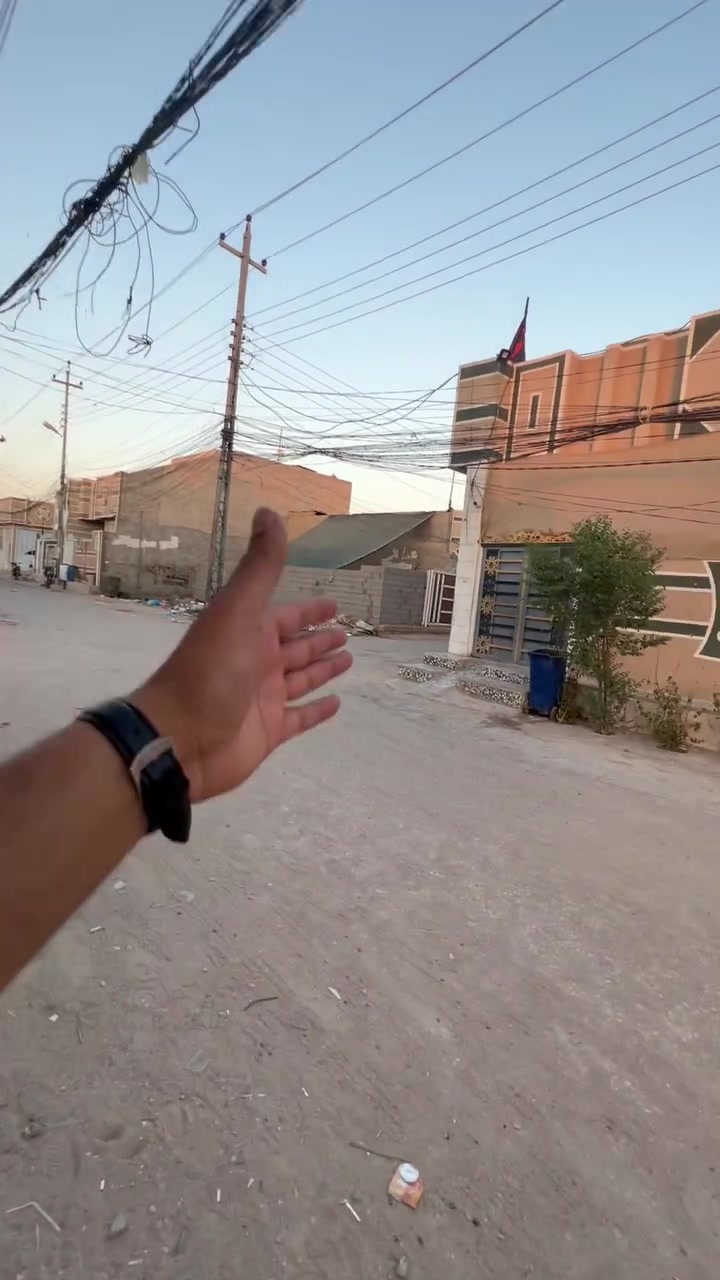 ايجار 100 متر طابق ونص  بدون اثاث ب٣٥٠ الموقع خلف جامعه العميد طريق كربلاء نجف عمود ١٢١٢
***********
***********

