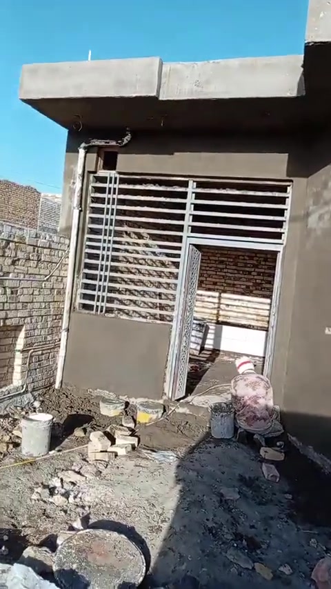@شرطنه الاول نضافه العمل خلفه لبخ شغل درجة أولى وشرط نضافه واسعار مناسبه تكنيد مصاطر اسمنت وجص واجهيات خشن وناعم وبخدمتكم وشرطنه الاول نضافه العمل خابرني وتبشر ***********
