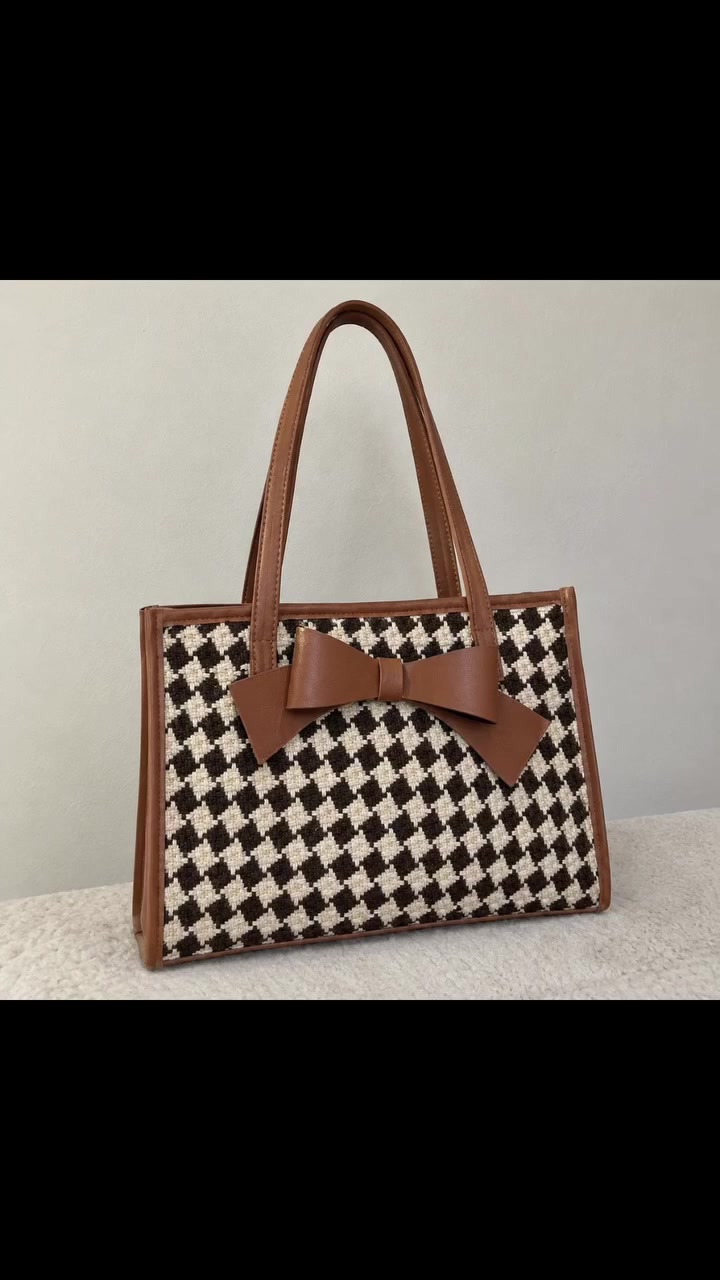 تخفيضات لفترة محدودة فقط. 🔥💕احجز قبل نفاذ كمية 
للحجز: انستا:by_noora_bags 
تلكرام: by_noora_bags
واتساب :***********
شنط_عراقية #متجر_عراقي #تسوق_اونلاين #بغداد #اكسبلورexplore

