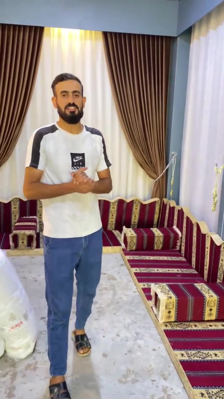 الجودة عنواننا في محلات العثمان للخياطة 
شغل راقي ونظيف ومرتب وسريع ومواعيد مضبوطة والشغل ع طلب الزبون 
الجدعة الشارع تواصل ع رقم ***********
