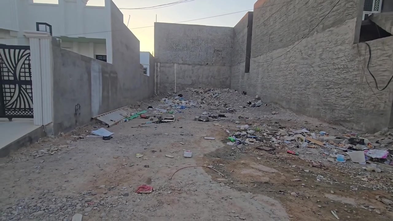 قطعة ارض للبيع تكريت ديوم المربع ثاني بظهر شارع ٦٠ واسواق الزوبعي ٢ مساحه ٢٠٠ متر واجهه ١٠ نزال ٢٠ صاده على شروق الشمس خدمات مجاري مي كهرباء سكن قريبه على المدارس 
للاستفسار 
***********
***********
بشار الكميت للعقار 
تكريت الديوم
