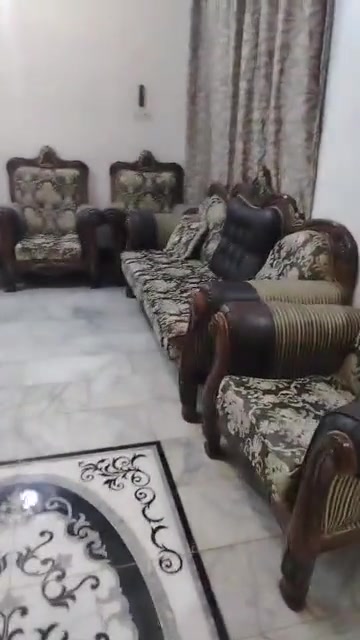 طخم يحمل 10 نفرات شغل فخم ب 300 ألف *********** العمارة 
