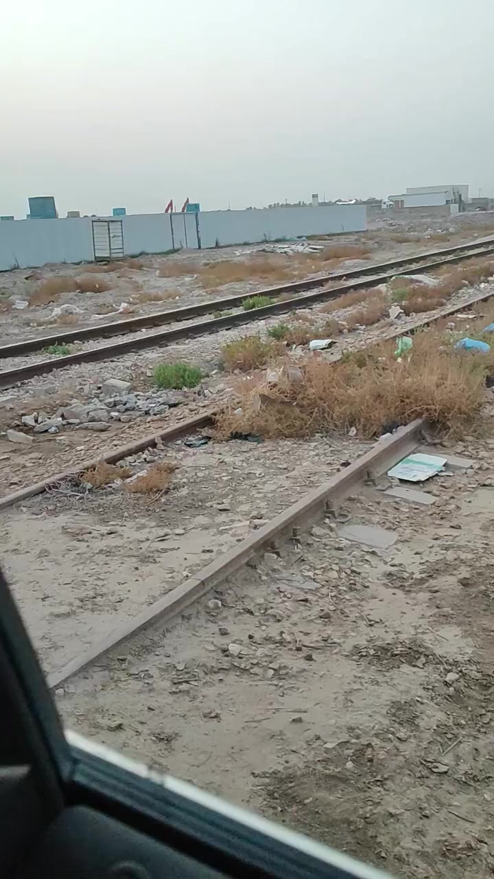 مرحبا.للبيع بيت 150م زراعي سند 25 سقف وبتلو صب خلف سيراميك السفير سعر 38 شراي اتصل وتدلل ***********
