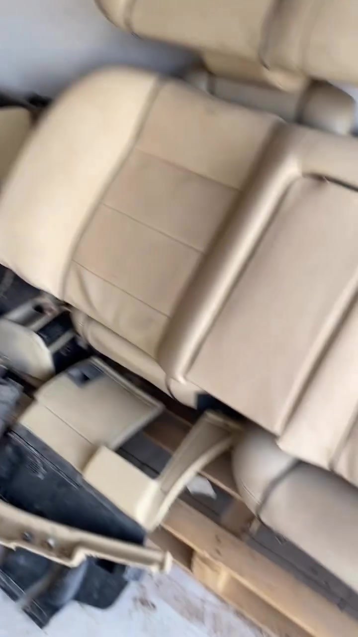 السلام عليكم
غرفه 700بيجي للبيع ***********
