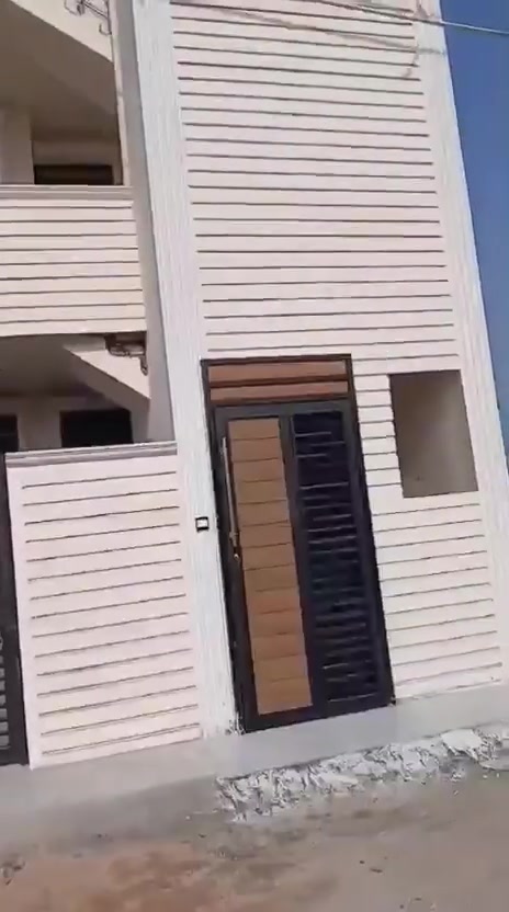 السلام عليكم عيوني بيت🏡 للايجار بيت جديد فول✨ مواصفات عنوان البيت بغداد الدورة شارع ابودشير خط نفط 📍مجاور شركة ذو الفقار 📍للاستفسار الاتصال على الرقم📱
***********
