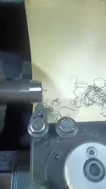 السلام عليكم
بعض الاخوة يريد يعرف شنو نوع بوشات السلندر  الي نستخدمها للمحركات بصورة عامه
راح انزل فيديو اشرح فيه كل شي
بغداد ساحة الطيران
***********

نص مكتوب في الصور:
- HONOR 90 Lite
- 100MP Ultra Camera